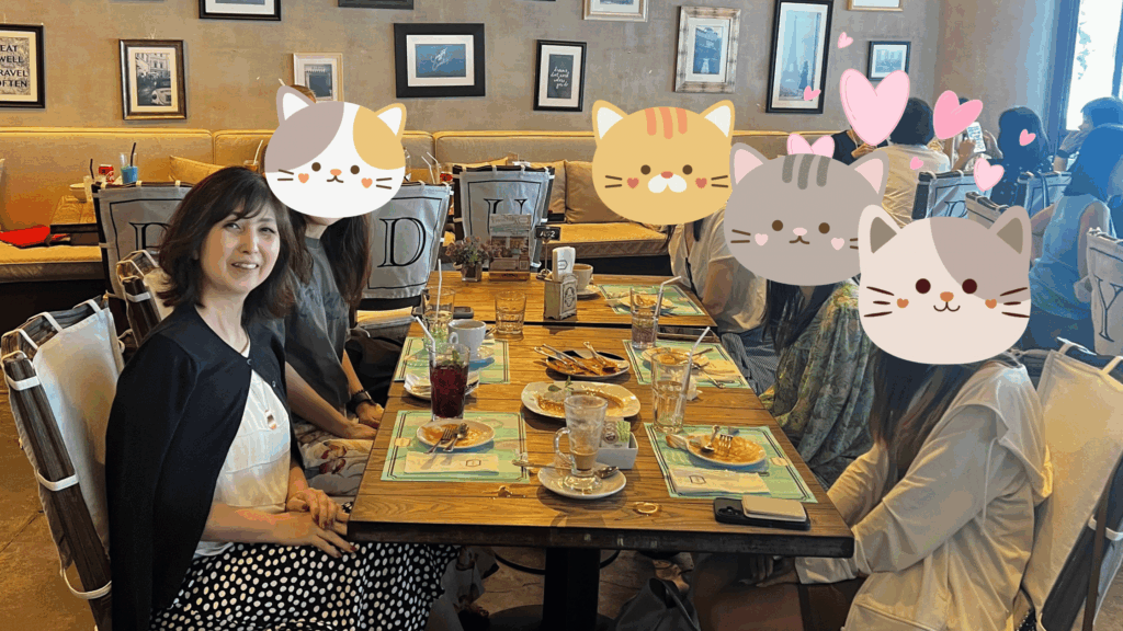 タイバンコク・エムクオーティエ内オードリーで女子会を開催しました。